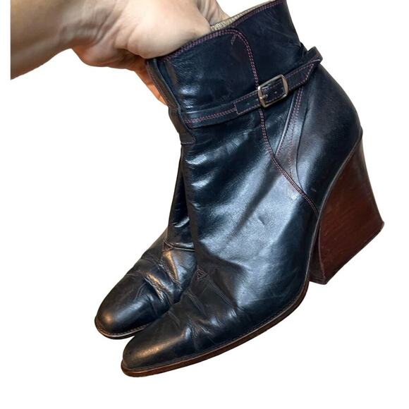 Stephane Kelian Black Leather Ankle Wedge Boots Sz 8 - Picture 1 of 10